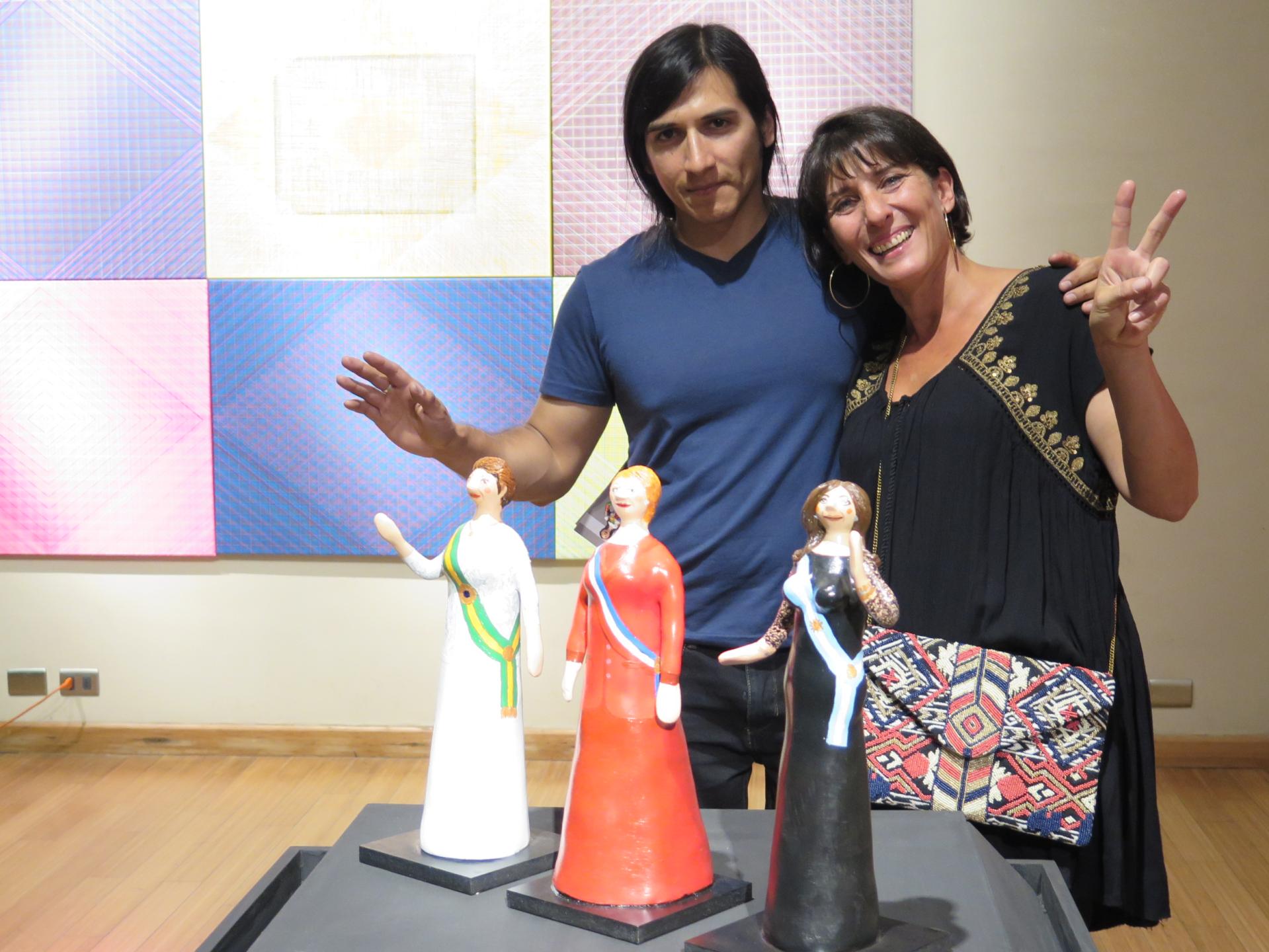 Florencio Avendaño (pintor) junto a María Gabriela Errázuriz (escultora).