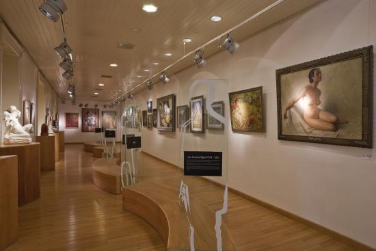 Interior del Museo de Arte y Artesanía de Linares