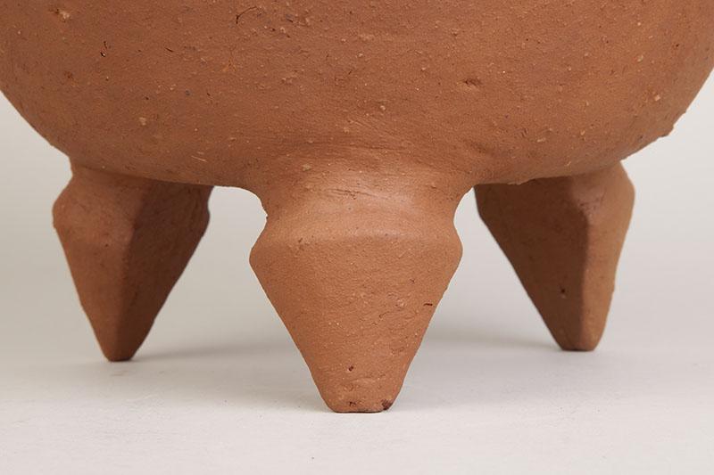 Fruteras, detalle de patas Fruteras, detalle de patas